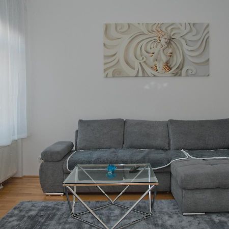 Blue Lotus Apartment Viyana Dış mekan fotoğraf
