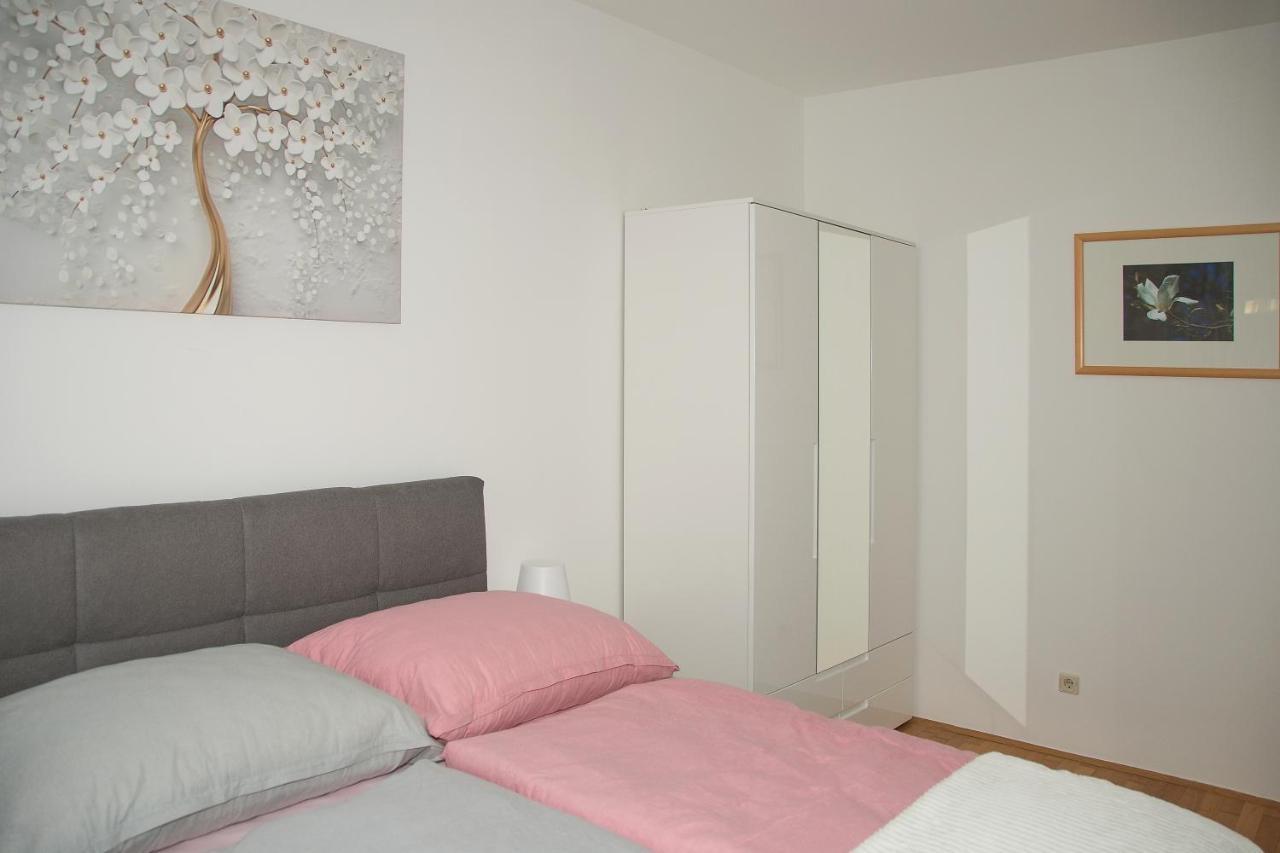 Blue Lotus Apartment Viyana Dış mekan fotoğraf
